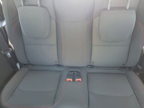 Used 2022 Jeep Wrangler Rubicon w/ Cold Weather Group AWD/4WD image 27