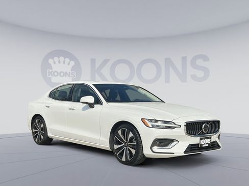 Certified 2023 Volvo S60 B5 Ultimate image 10
