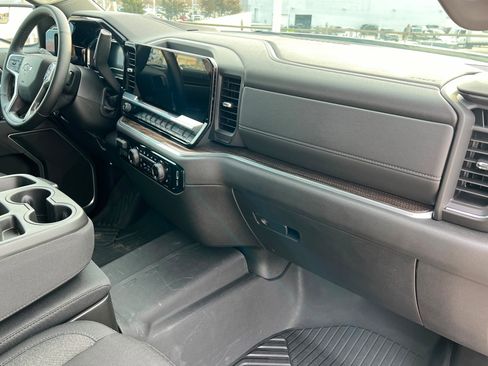 Used 2025 Chevrolet Silverado 1500 RST w/ Z71 Off-Road Package image 24