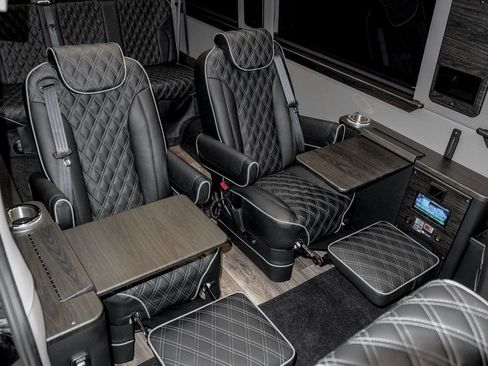 New 2024 Mercedes-Benz Sprinter 3500 image 3