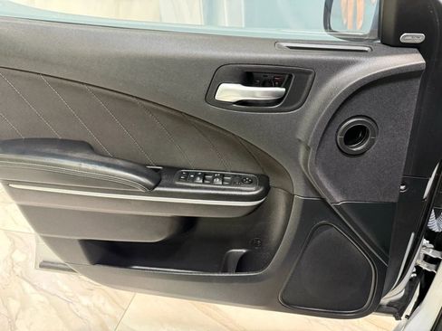 Used 2022 Dodge Charger GT image 11