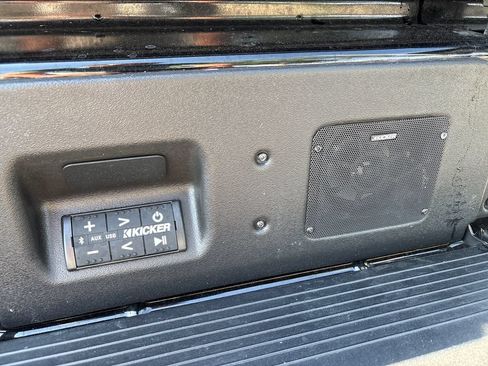 Certified 2024 GMC Sierra 1500 AT4 w/ Technology Package AWD/4WD image 19