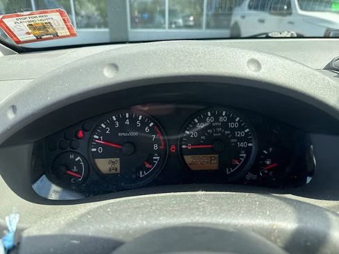 Used 2017 Nissan Frontier SV image 13