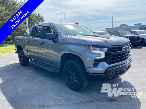Used 2023 Chevrolet Silverado 1500 LT Trail Boss w/ Convenience Package II AWD/4WD image 9