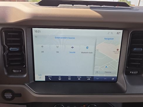 Used 2024 Ford Bronco Wildtrak AWD/4WD image 25
