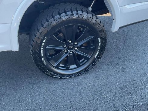 Used 2020 Ford F150 XLT w/ Equipment Group 302A Luxury image 10