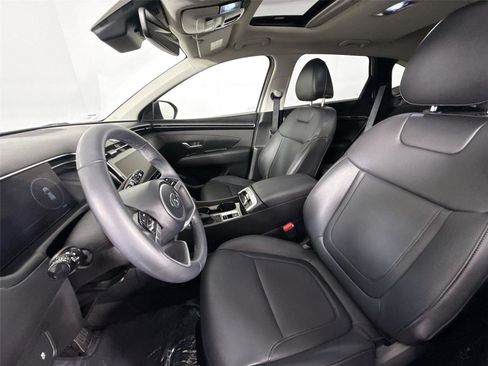 Used 2024 Hyundai Tucson SEL w/ Convenience Package image 3