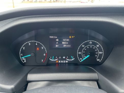 Used 2023 Ford Transit 350 XLT image 13