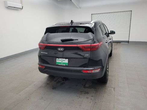 Used 2017 Kia Sportage EX w/ EX Technology Package image 7