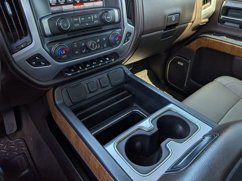 Used 2016 GMC Sierra 2500 SLT w/ Duramax Plus Package image 10