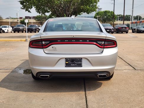 Used 2023 Dodge Charger SXT RWD image 7