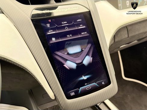 Used 2024 Lamborghini Revuelto AWD/4WD image 15