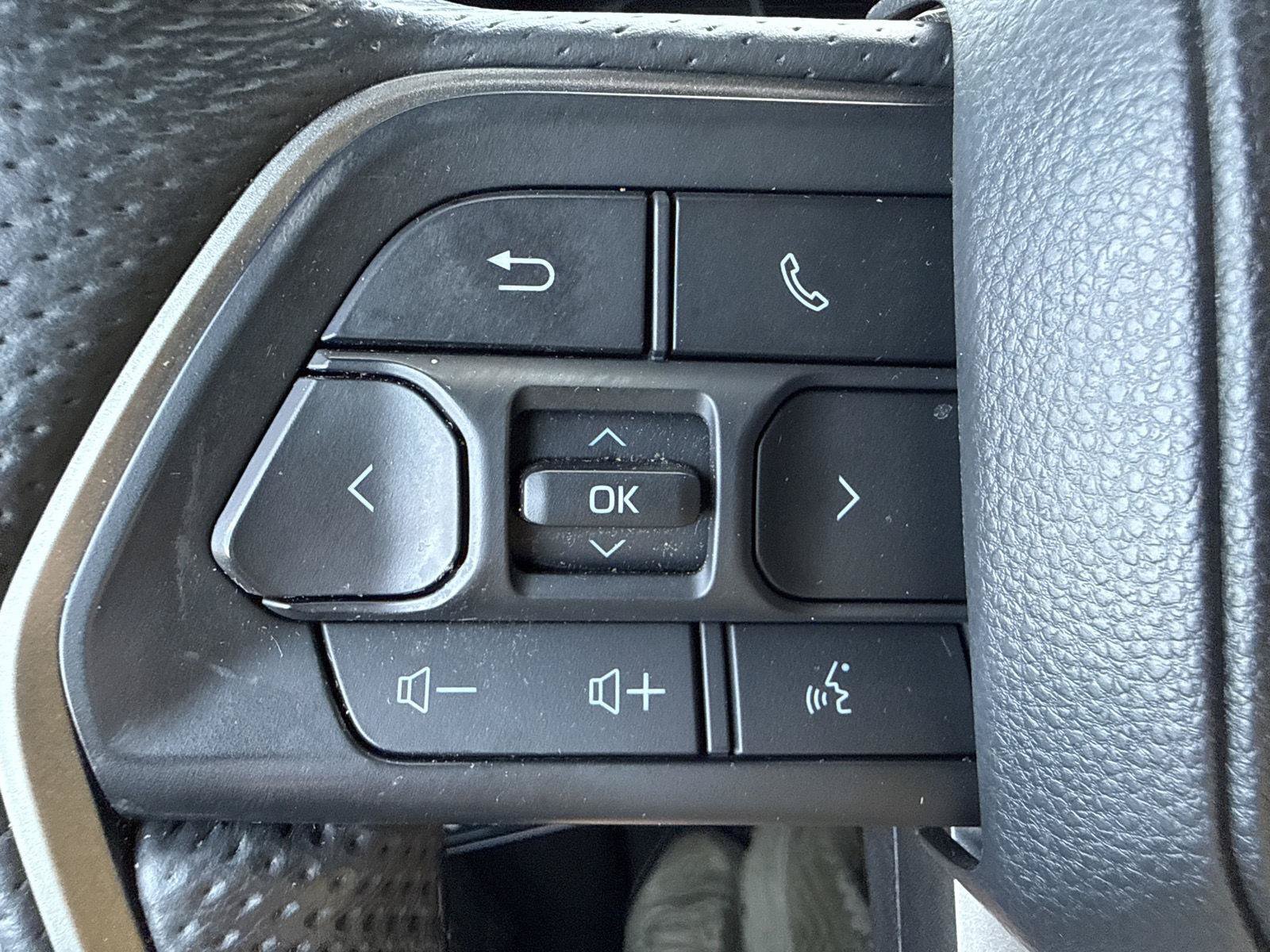 Used 2025 Toyota Tundra SR5 w/ TRD Off-Road Package AWD/4WD image 19