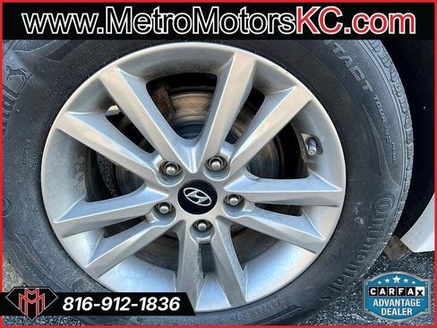 Used 2015 Hyundai Sonata SE image 18