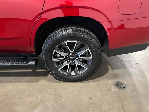 Used 2021 Chevrolet Tahoe Z71 image 46