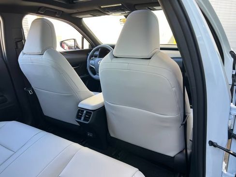 New 2026 Lexus UX 300h FWD image 43