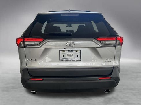 Used 2025 Toyota RAV4 XLE AWD/4WD image 29