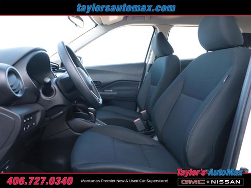 Used 2023 Nissan Kicks S image 6