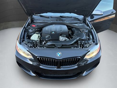 Used 2016 BMW M235i xDrive Coupe image 25