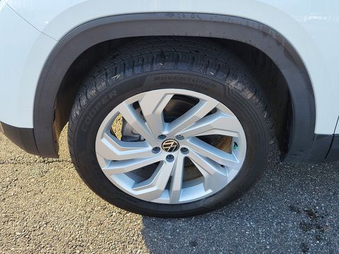 Used 2022 Volkswagen Atlas SE image 38