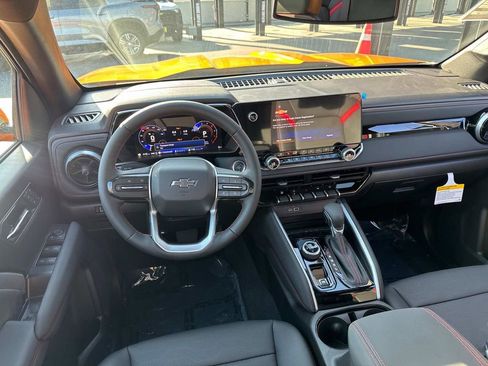 New 2025 Chevrolet Colorado Z71 w/ Z71 Convenience Package 2 image 8