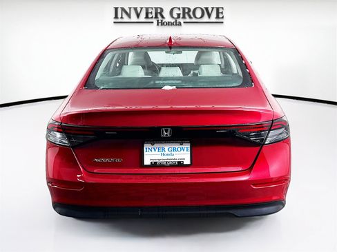 Used 2023 Honda Accord EX image 6