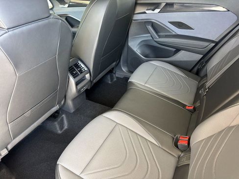 New 2026 Volkswagen Tiguan SE AWD/4WD image 11