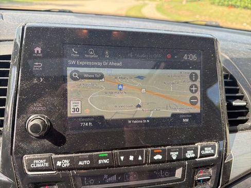 Used 2018 Honda Odyssey Touring image 15