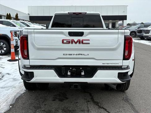 Certified 2022 GMC Sierra 3500 Denali w/ Denali Ultimate Package image 5