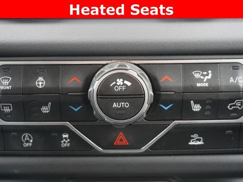 Used 2024 Jeep Gladiator Sport w/ Premium Package AWD/4WD image 8