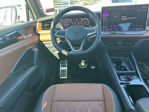 New 2026 Volkswagen Tiguan SEL R-Line image 13