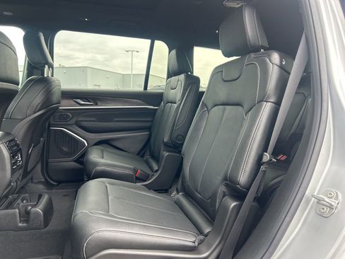 New 2026 Jeep Grand Cherokee L Limited AWD/4WD image 5
