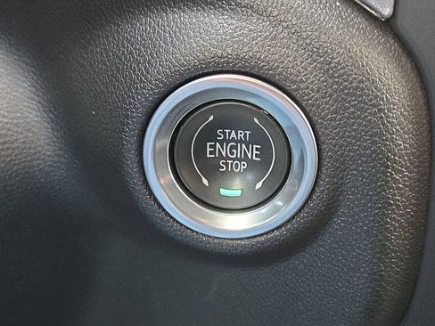 Used 2022 GMC Sierra 3500 SLT w/ Gooseneck/5TH Wheel Package image 27