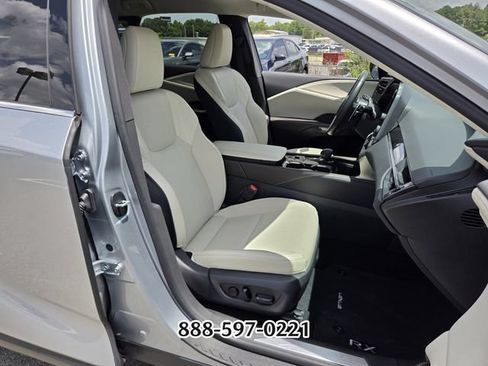 Used 2024 Lexus RX 350 FWD w/ Technology Package image 19