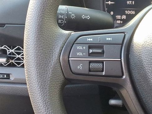 Used 2025 Honda Accord SE image 22