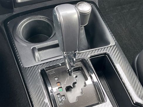 Used 2021 Toyota 4Runner Venture w/ Moonroof Package image 24