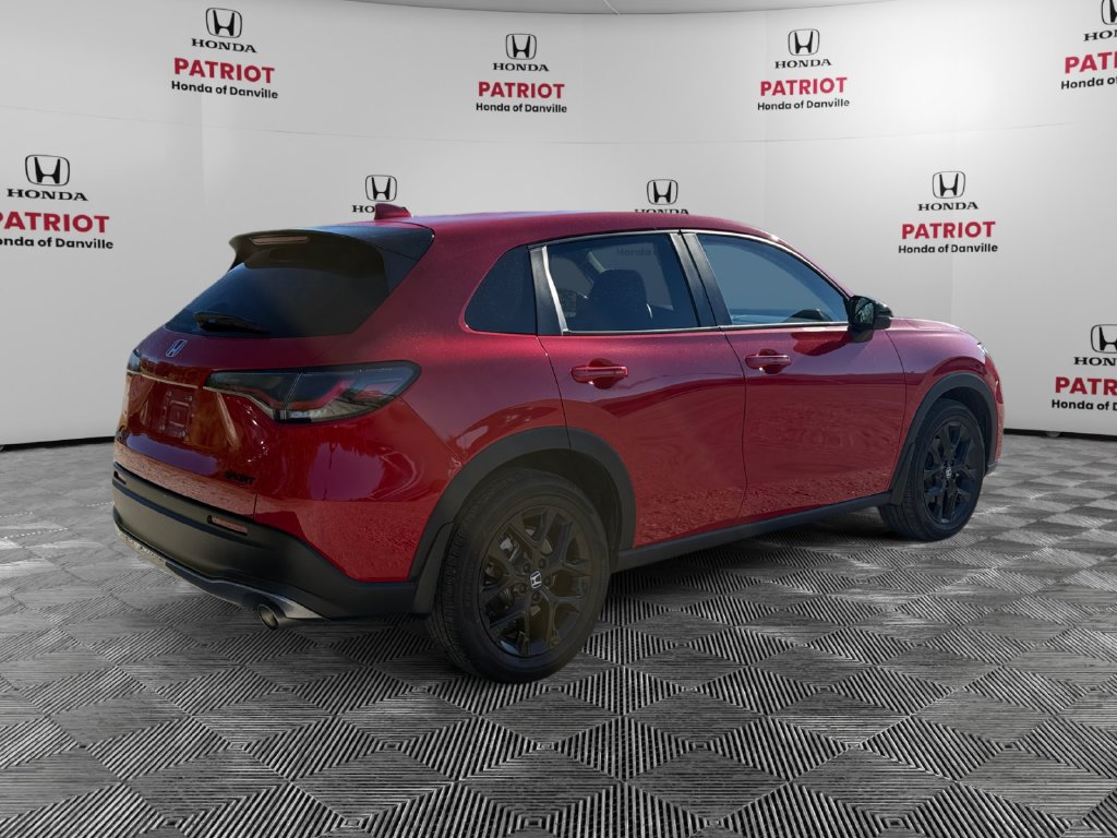 Used 2025 Honda HR-V Sport image 5