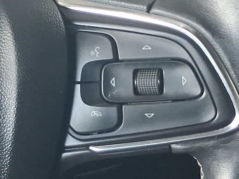 Used 2023 Buick Encore GX Select w/ Sport Touring Package FWD image 15