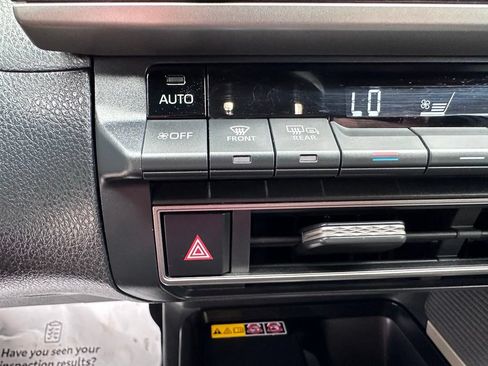 Used 2025 Toyota Camry SE FWD image 26