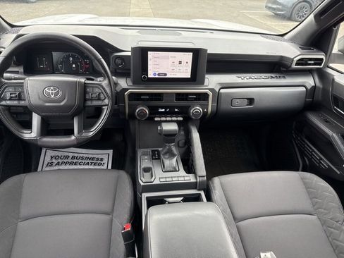 Used 2025 Toyota Tacoma SR image 22