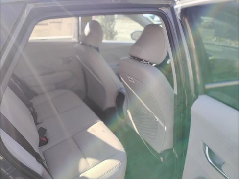 New 2026 Hyundai Kona Limited FWD image 12