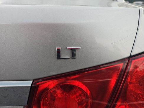 Used 2015 Chevrolet Cruze LT FWD image 8