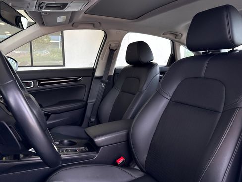 Used 2024 Honda Civic Touring image 5