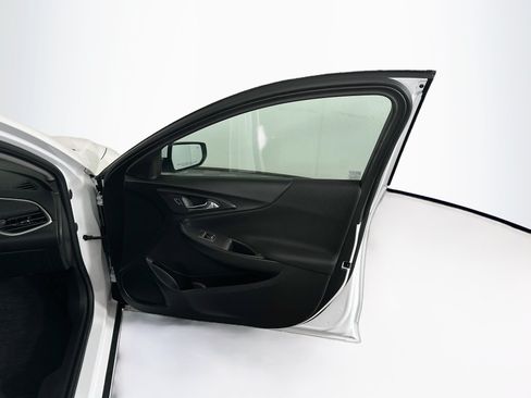 Used 2022 Chevrolet Malibu LT FWD image 32