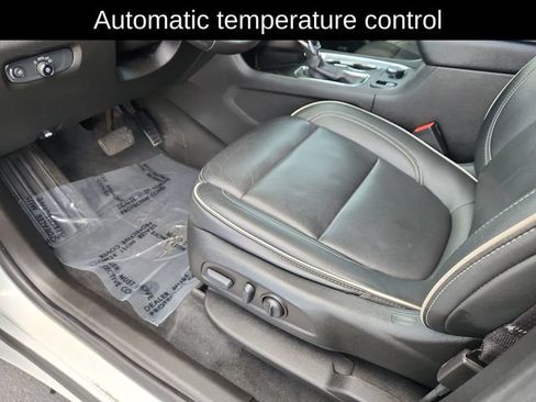 Used 2022 Chevrolet Traverse Premier w/ LPO, Floor Liner Package AWD/4WD image 21