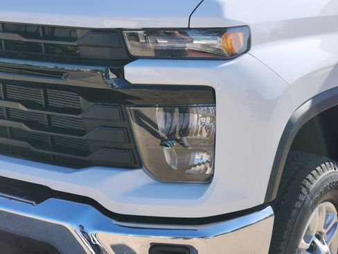 New 2026 Chevrolet Silverado 2500 W/T w/ WT Convenience Package image 16