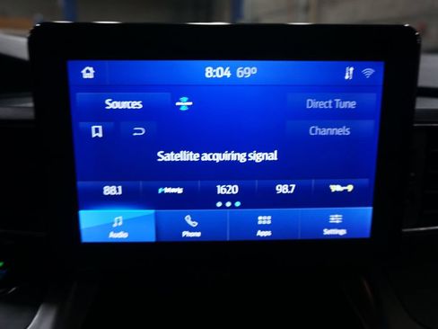 Used 2020 Ford Explorer XLT w/ Equipment Group 202A image 10