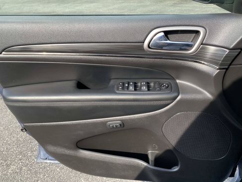 Used 2020 Jeep Grand Cherokee Limited X AWD/4WD image 24