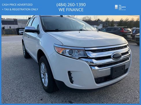 Used 2013 Ford Edge SE image 3