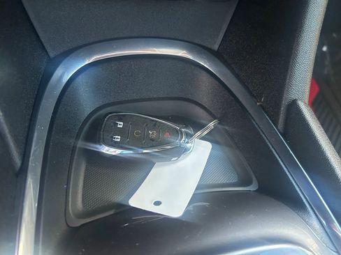 Used 2022 Chevrolet Malibu LT FWD image 11